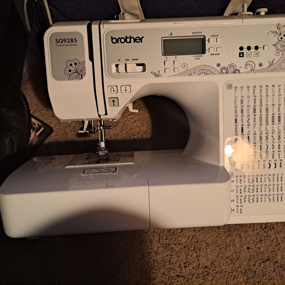 Brothers SQ9285 computerized sewing machine